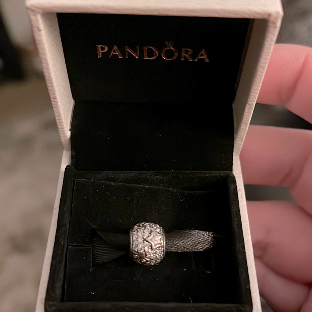 Pandora pink follow the stars charm